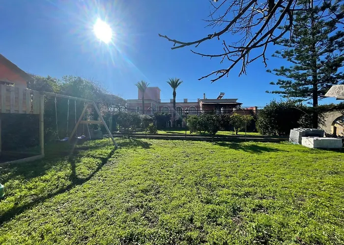 Villa Aura